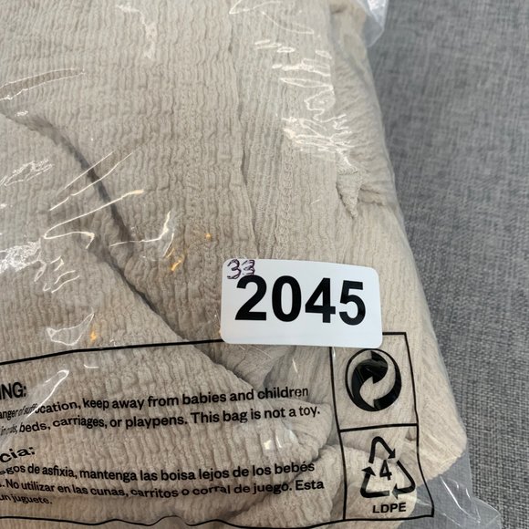 Aveology Cute Ruffled Blouse 22/24 Beige Textured Knit Top - Picture 12 of 12